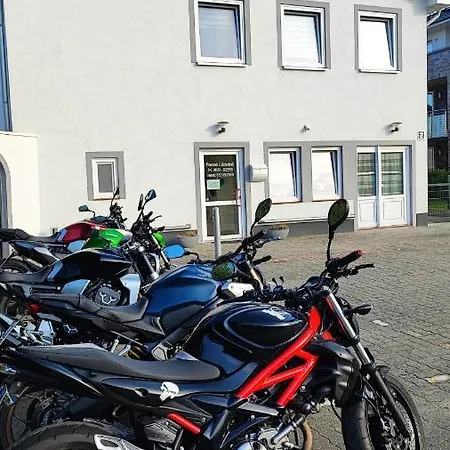 Guest house Pension Glueckstadt 3*
